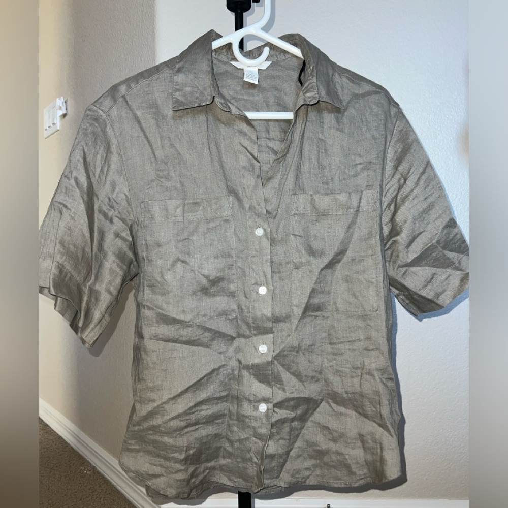 linen h&m top never worn took tag off to try didn't like how it looked on me